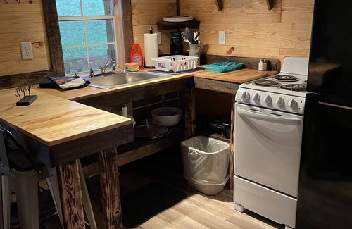 Compton Cabin | B&B Cabin At Clark Farms