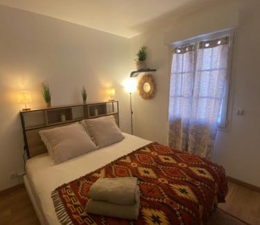 Asnieres-sur-Seine Bed & Breakfast | b&b du Clos Ménil