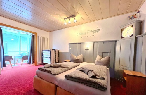 Hagnau House | B&B Fliegerhäusle Hagnau 24-hour self-check-in hotel
