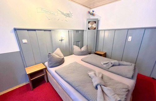 Hagnau House | B&B Fliegerhäusle Hagnau 24-hour self-check-in hotel