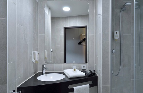 Bohnsdorf Hotel | B&B Hotel Berlin Airport-Nord