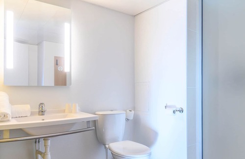Quartier Administrations Hotel | B&B HOTEL Nîmes Centre