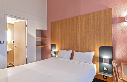 Quimper Hotel | B&B HOTEL Quimper Nord Douarnenez