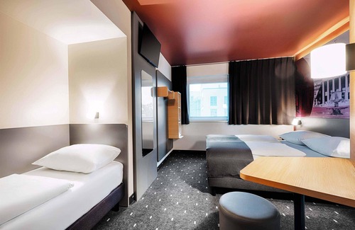 Wiesbaden Hotel | B&B HOTEL Wiesbaden-Hbf