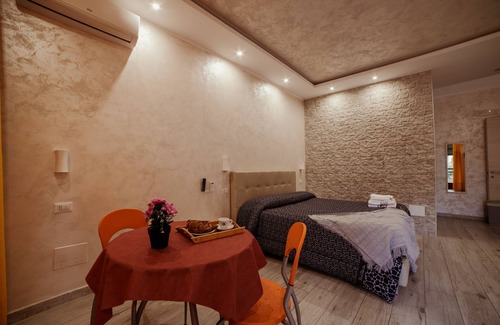 Crotone Bed & Breakfast | B&B La Colonna