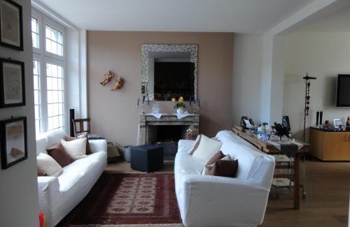 Courtoisville-Sillon-Moka Bed & Breakfast | B&B Maison Angélus