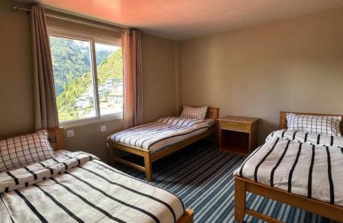 Namche Bazaar Bed & Breakfast | B&B Managed by Pan Asia Namche