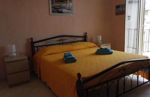 Locri Bed & Breakfast | B&B NONNA PINA
