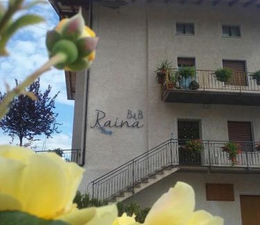 Castelfondo Bed & Breakfast | B&B RAINA
