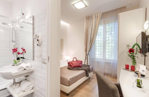 Rione V Ponte Bed & Breakfast | B&B Rome River Inn