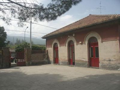 Zafferana Etnea Bed & Breakfast | B&B Sotto i Pini