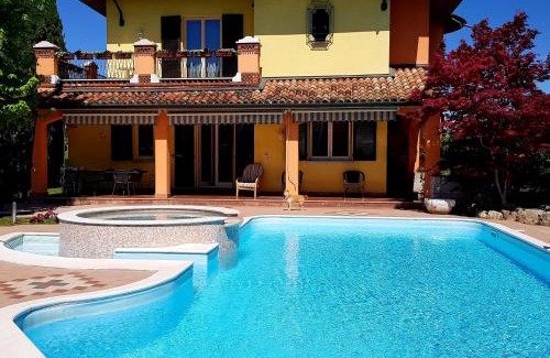 Desenzano del Garda Bed & Breakfast | B&B Villa Giulia