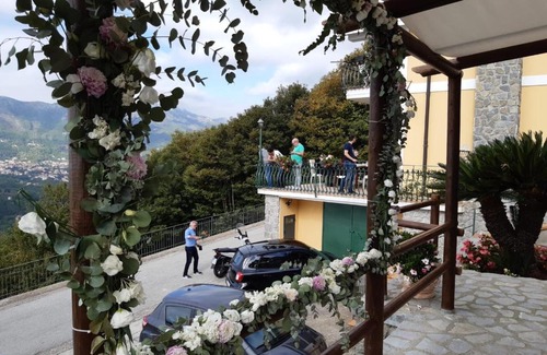 San Lazzaro Bed & Breakfast | B&B Villa Reginella
