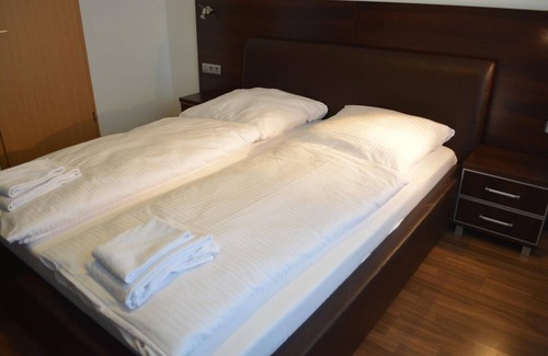 Mitte Hotel | B&D Hotel