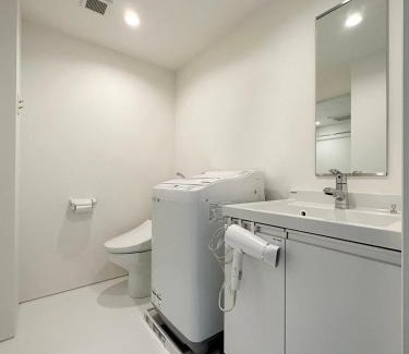 Hiroshima City Centre Apartment | b hotel Arts Dobashi - Beautiful Apt in the Heart of the City