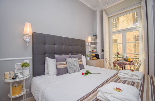 Santa Maria Maior Bed & Breakfast | B in B Lisbon Downtown Suites