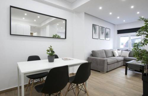Filopappou Apartment | (B) Koukaki, A modern, newly refurbished Studio 4ppl