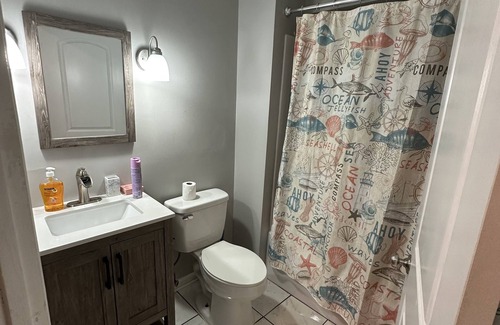 Baltimore Condo | B-more 4 Less!! 2Br Peaceful & Pet Friendly Condo Near Everything!