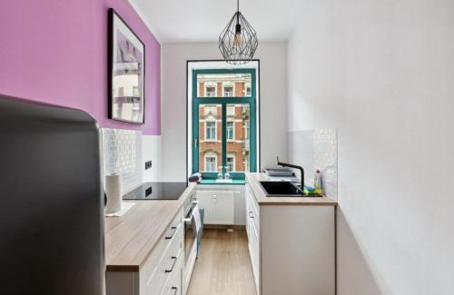 Leipziger Vorstadt Apartment | B OUR GUEST at NEW Vintage Chic Apartment