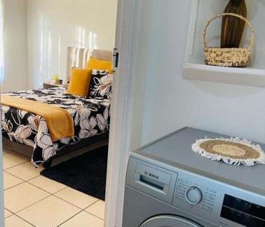 Universitas House | B's Home For Guests