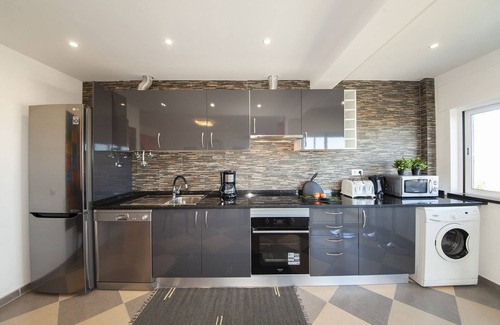 Ameijeira Apartment | B17 - The Stunning Seaview Apartment