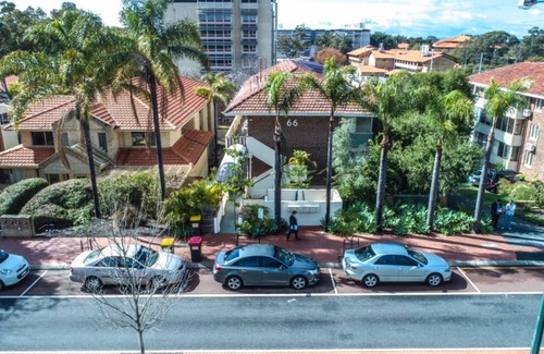 Crawley Apartment | B2 Walk to UWA close to SCGH & CBD