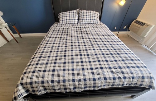 Pico - Robertson Hotel | (B22) Cozy LA Hotel Style Unit