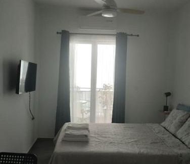 Aigio Apartment | B3 - The colorful one