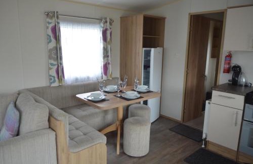 Forres Apartment | B5 at The Old Mill Holiday Park