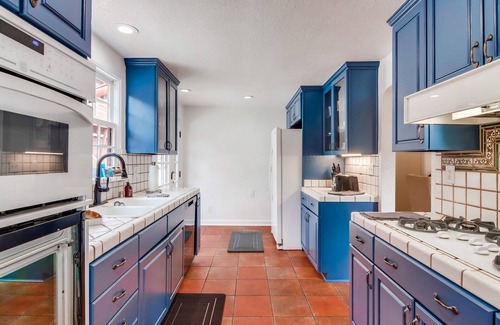 Old Town House | B5344 Casa de Mariposa