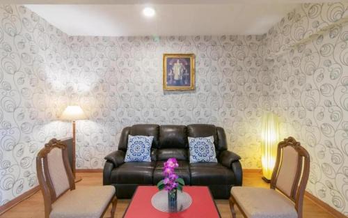 Lat Krabang Hotel | B9 Airport Resident