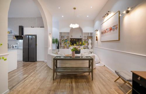 Hai Chau Villa | Ba Ba Homestay Đà Nẵng Near Han Market