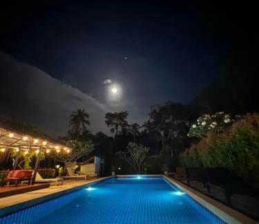 Ko Lanta Resort | BAAN CHAINARONG