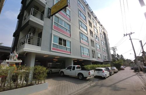 Chatuchak Apartment | Baan Mina