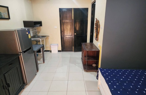 Thung Maha Mek Hotel | Baan Nara 15
