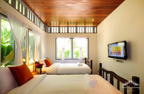 Wat Bowon Niwet Hotel | Baan Noppawong