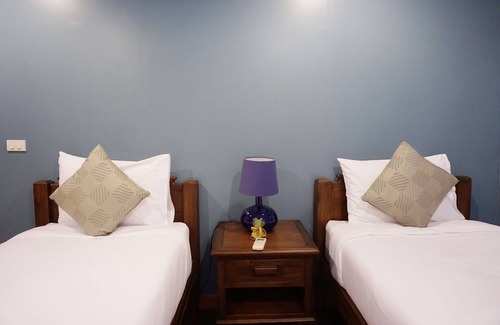 Thanon Nakhon Chai Si House | Baan Ongkharak Bed & Breakfast - Adults Only