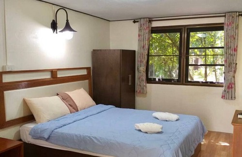 Ban Ta Khun Hotel | Baan Pak Rim Kuaen Resort