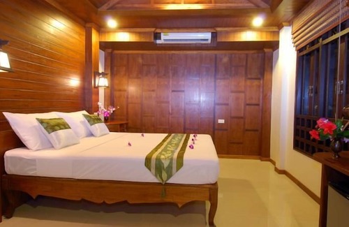 Ko Lanta Hotel | Baan Pakgasri Hideaway