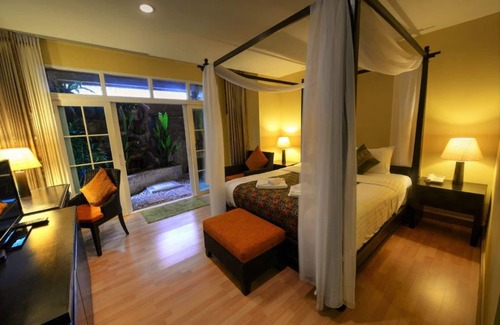 Talat Yai Hotel | Baan PhuAnda Phuket