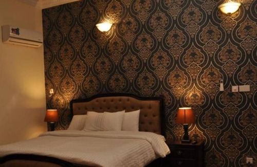 F-7 Sector House | Baani Signature Hotel