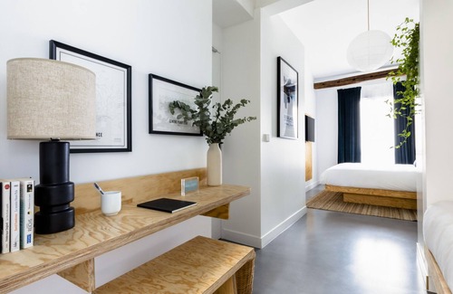 18th Arrondissement Hotel | Baba Hotel
