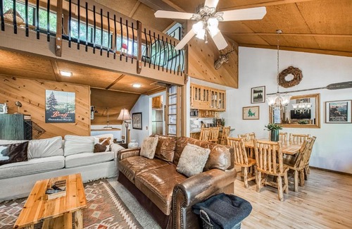Shaver Lake Hotel | Babbling Pines