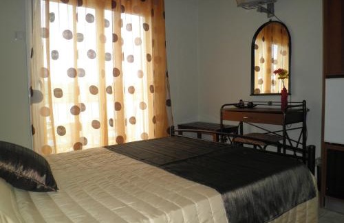 Skiathos Hotel | Babis