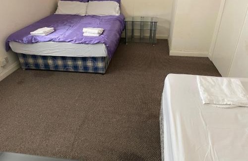 Bolton House | Babo room