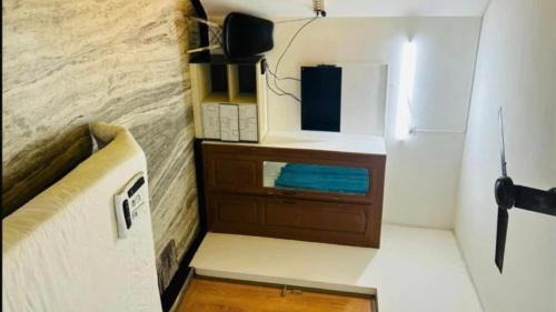 Palarivattom Hotel | Bacadi Inn Holiday Home