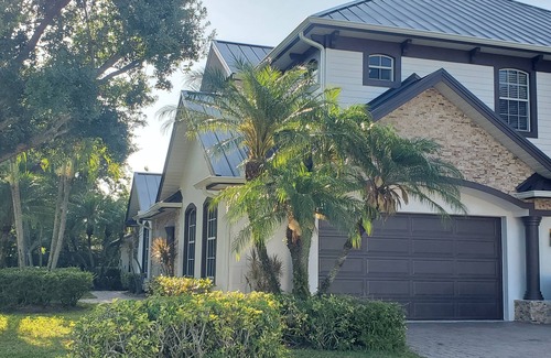 Central Naples House | Back For Season, Central Naples house with pool and hot tub!