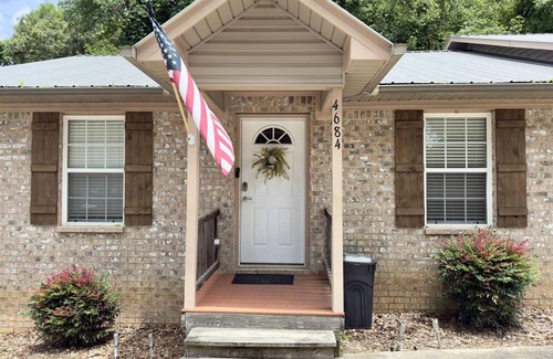 Guntersville House | Back Porch 4 Beds Back Porch Pet Friendly