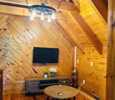 Cosby Apartment | Back to Creek, Pool Table, Firepit & Grill