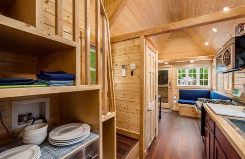 Laurelville House | Back to Nature with Tiny Home Experience, treed 60 acres to hike on